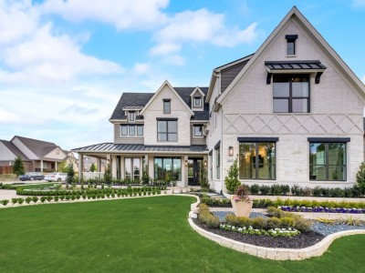 Grand Oaks