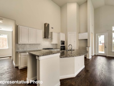 Grand Kitchen