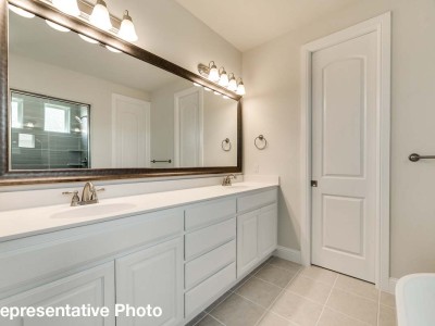 Grand Master Bath