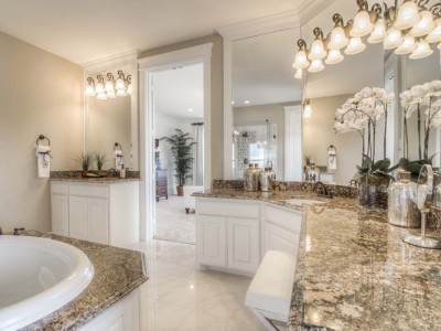 Grand Master Bath